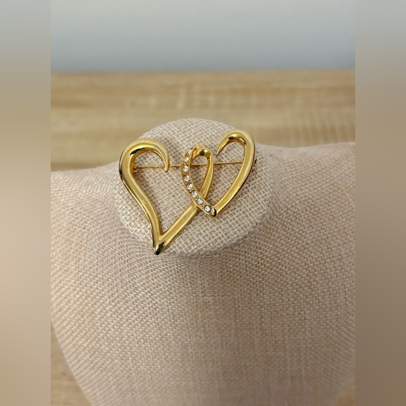 Heart brooch with rhinestones - Picture 2 of 3